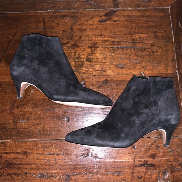 sam edelman kinzey suede kitten heel booties